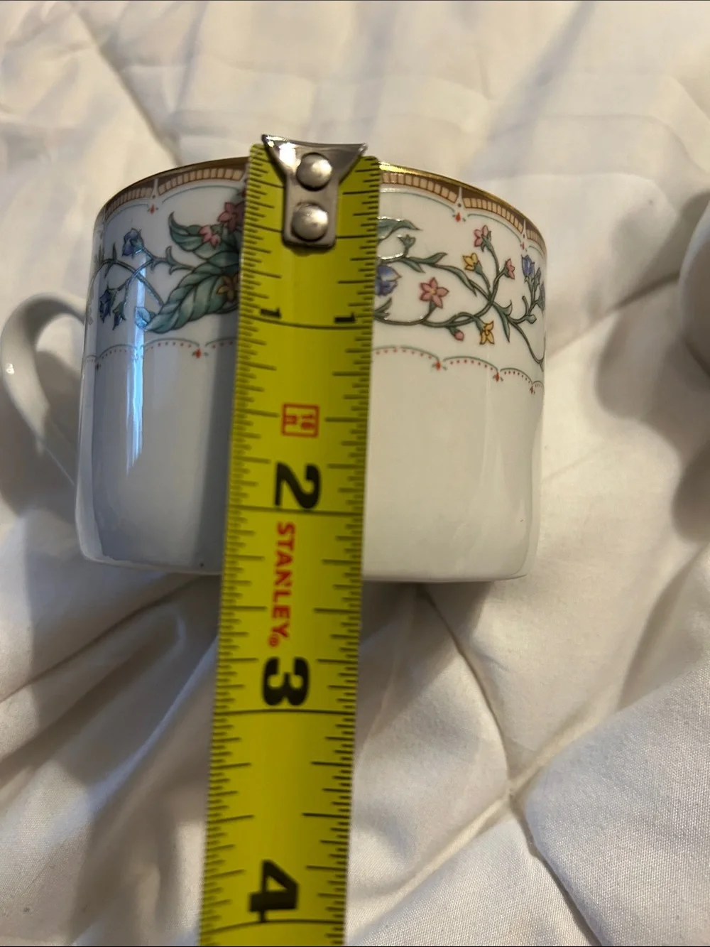 Farberware Fine Porcelain Floral Napkin Rings - White with Pink & Green Accents